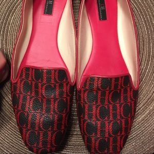Carolina Herrera Flats